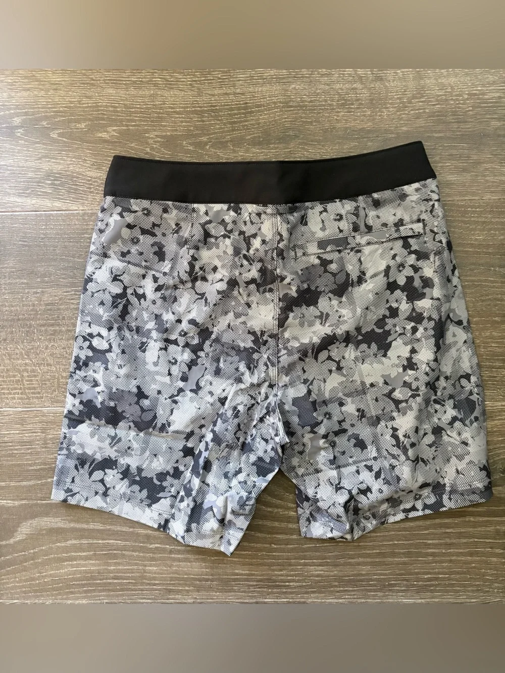 Rhone The Point Break Board Short - Size 28 NEW!